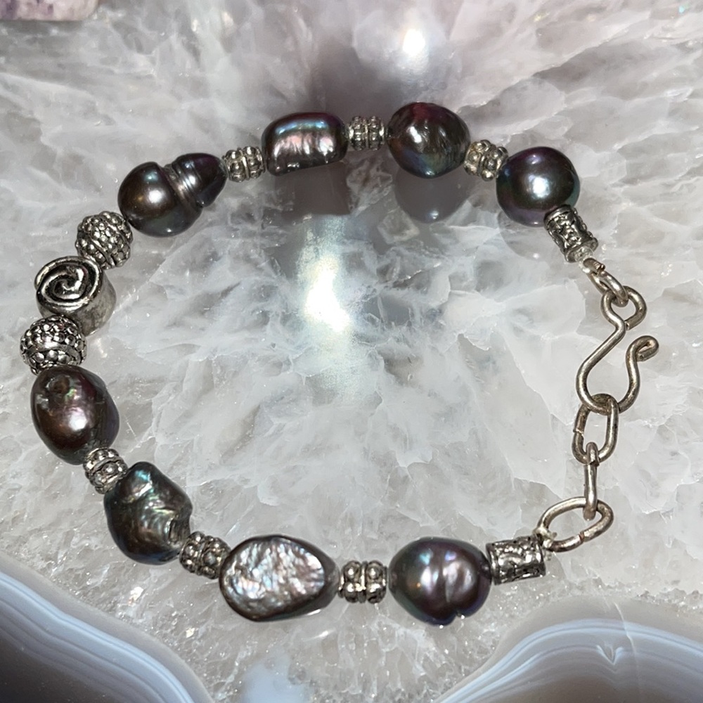 Artisan Organic Sterling Silver & Baroque Pearl Bracelet - Picture 1 of 4